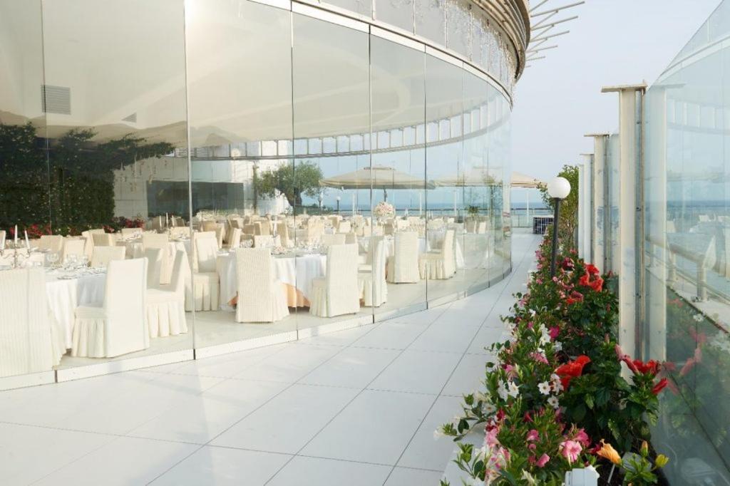 Grand Hotel Salerno Esterno foto