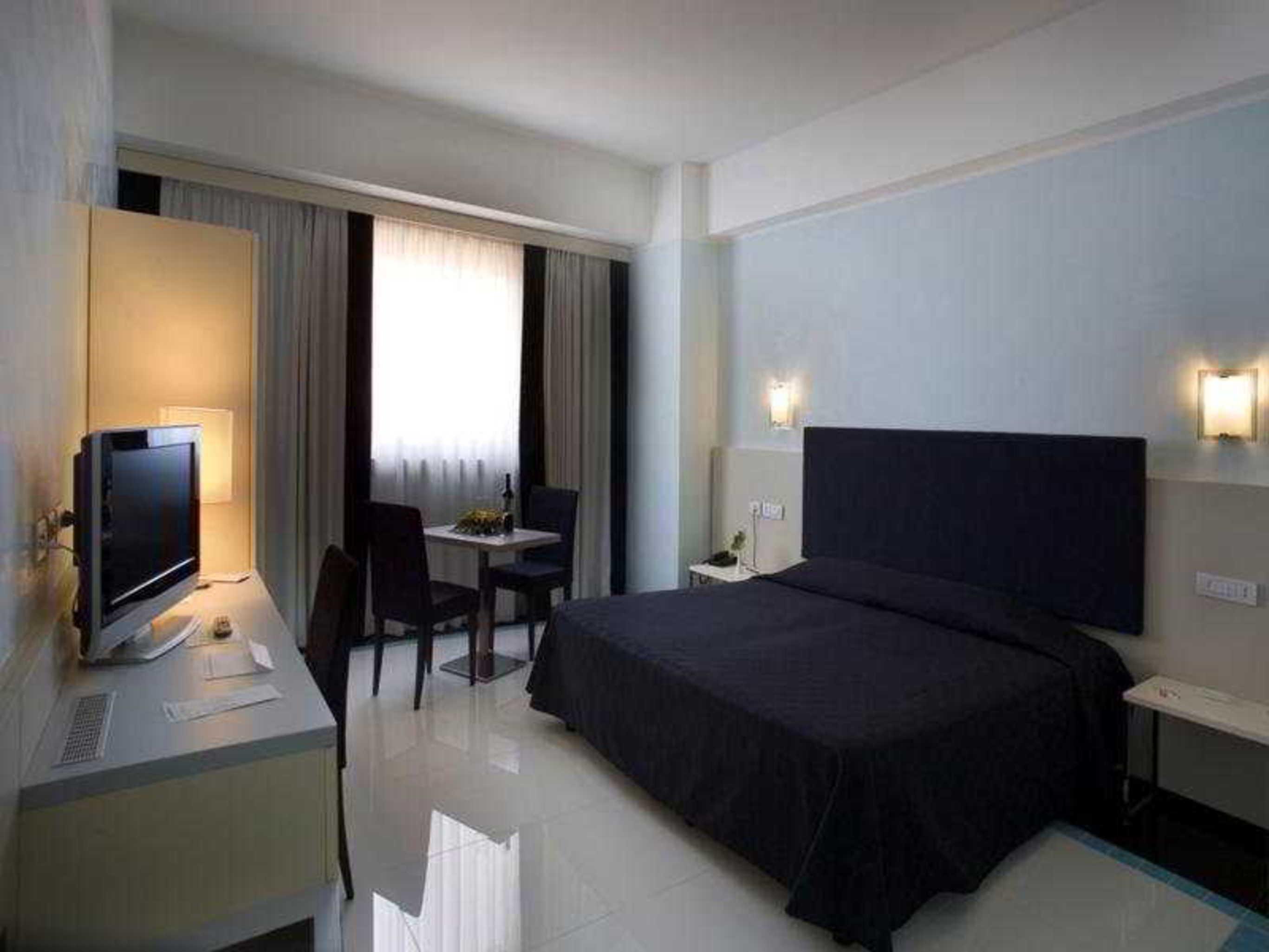 Grand Hotel Salerno Esterno foto