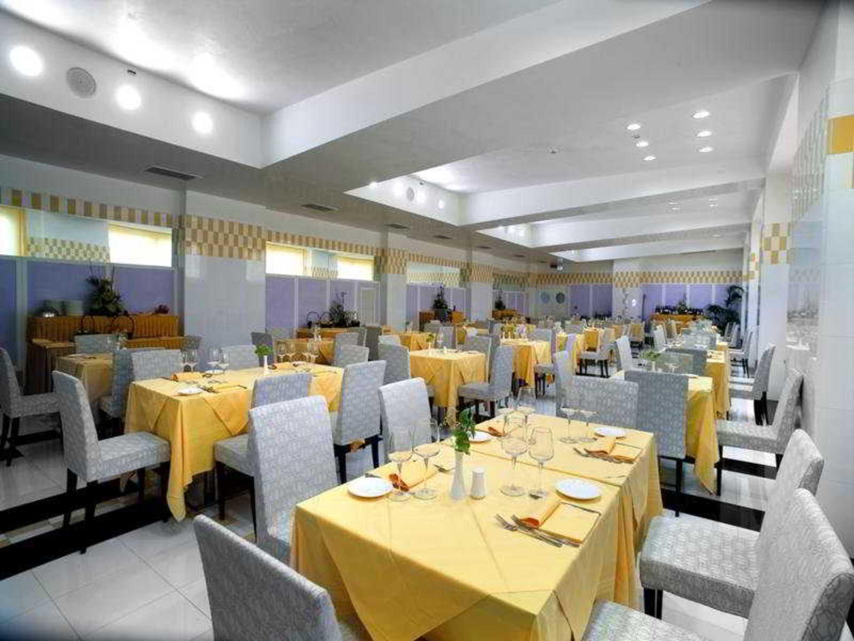 Grand Hotel Salerno Esterno foto