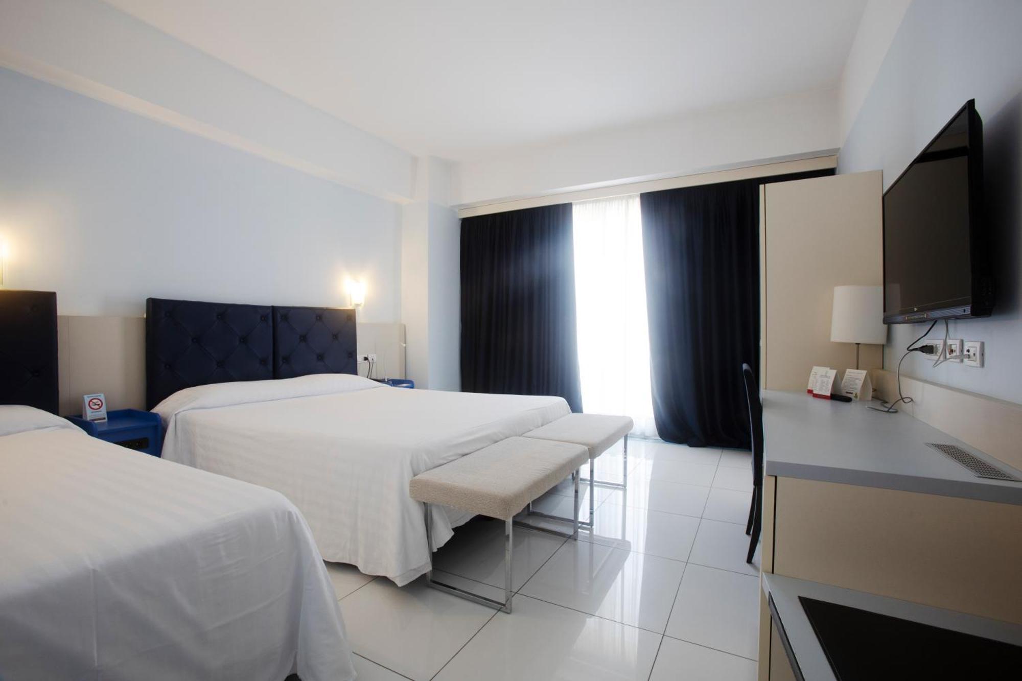 Grand Hotel Salerno Esterno foto