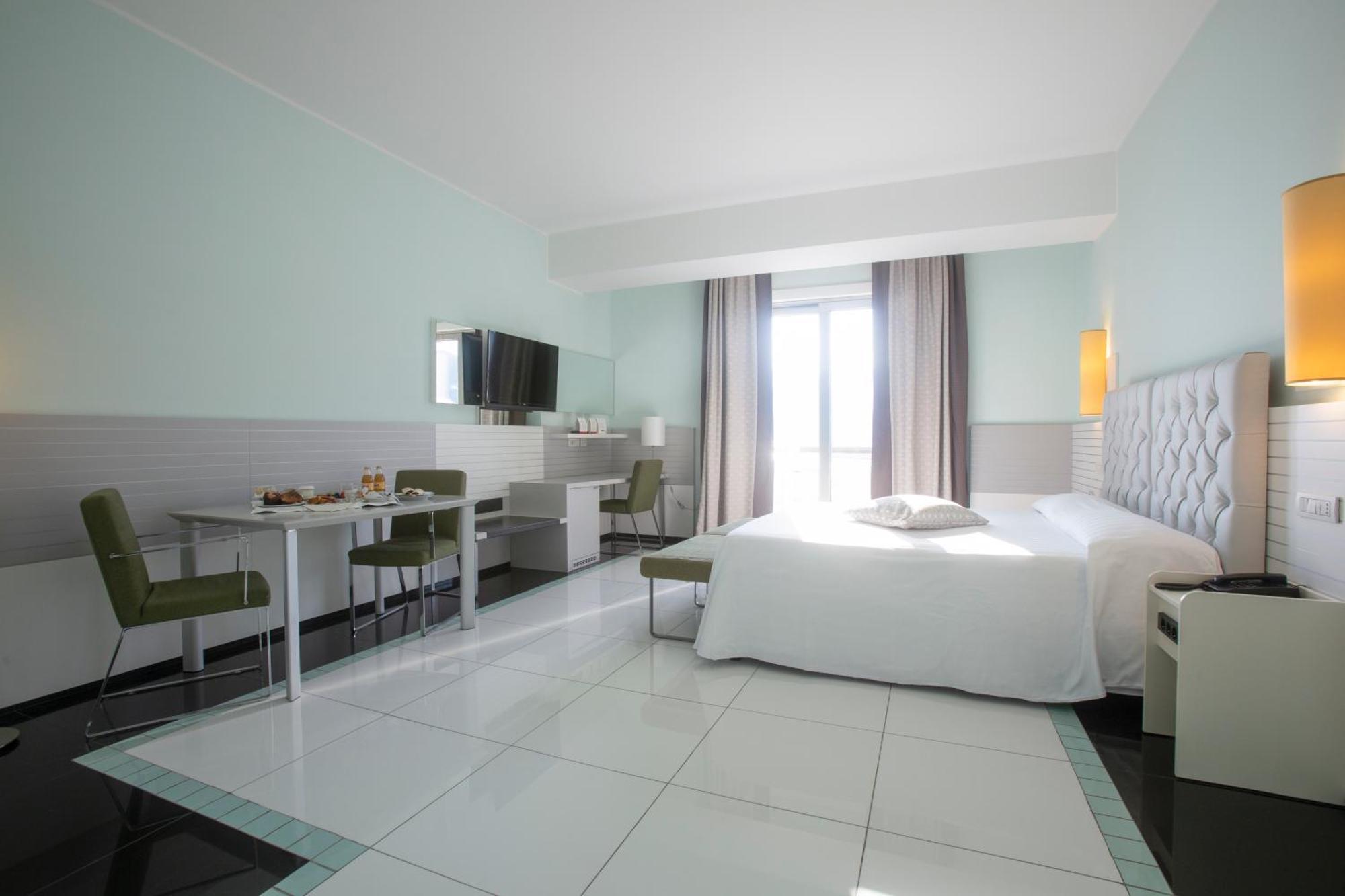 Grand Hotel Salerno Esterno foto
